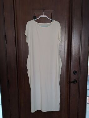 Cream Short-Sleeve Maxi Dress